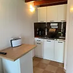 بيت للعطل Relax Resort *